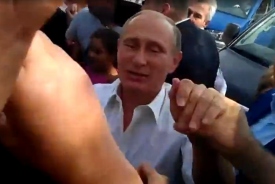 Путин явил себя в Бахчисарае. Толпа билась в истерике